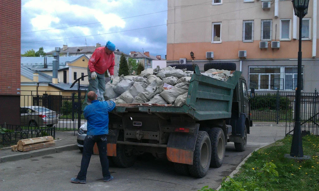Вывоз строительного мусора в Михайловке от 1627 руб. – ПроМусор