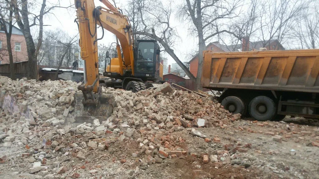 Вывоз мусора ОССиГ с выездом в Михайловке в октябре